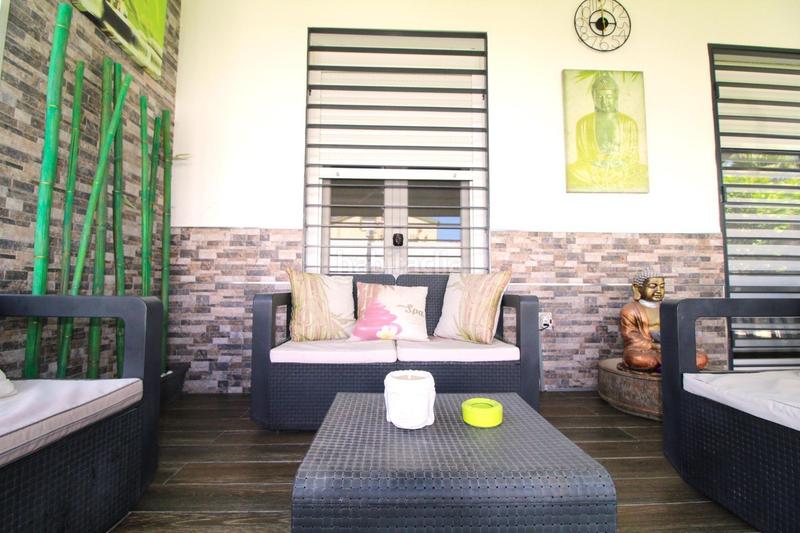 Foto 67255544-cb66-4125-81d0-4447d09b04f9. Chalet  independiente en venta jardines del guadiana, en Badajoz