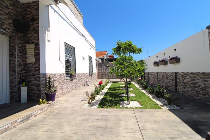 Foto 7047e8c2-5b8a-4dc6-8842-372848e22346. Chalet  independiente en venta jardines del guadiana, en Badajoz