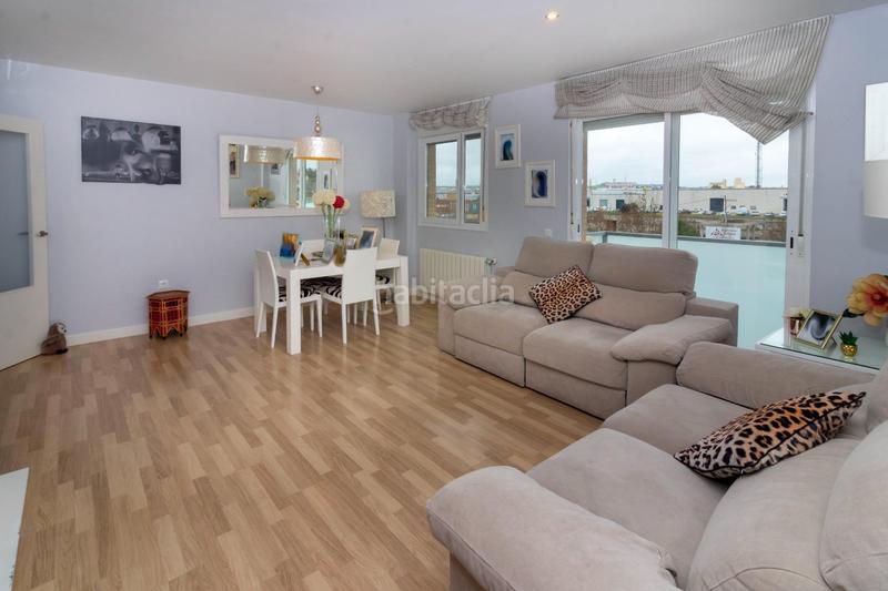 Foto 5b3887dc-b5c3-4bb2-a8ac-6ad956fc257b. Appartamento con riscaldamento parcheggio in Avenida Elvas Badajoz