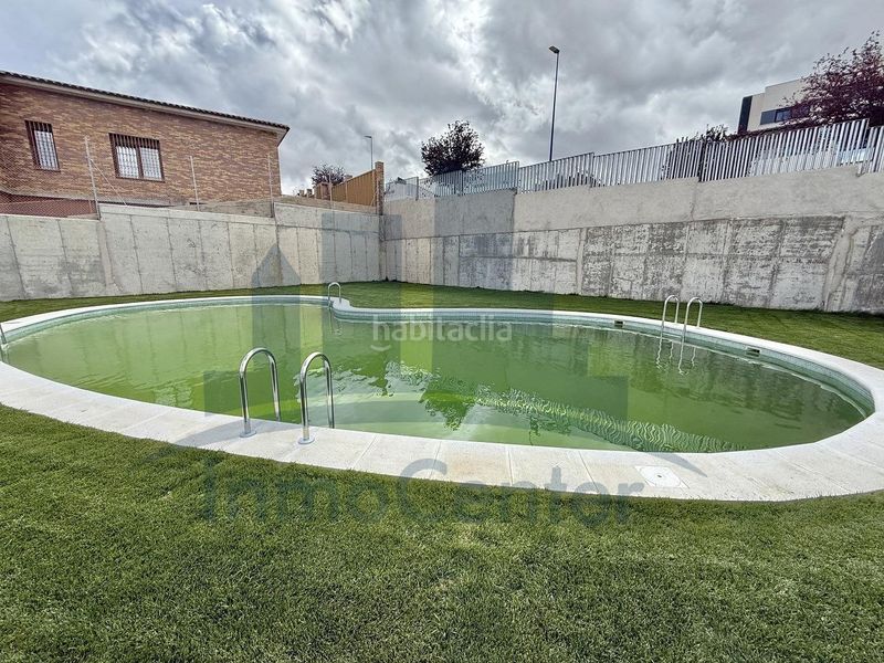 Foto 8aac5dbd-102c-491f-b7d4-c63016d8f347. Lloguer àtic amb aparcament piscina a Las Vaguadas Badajoz