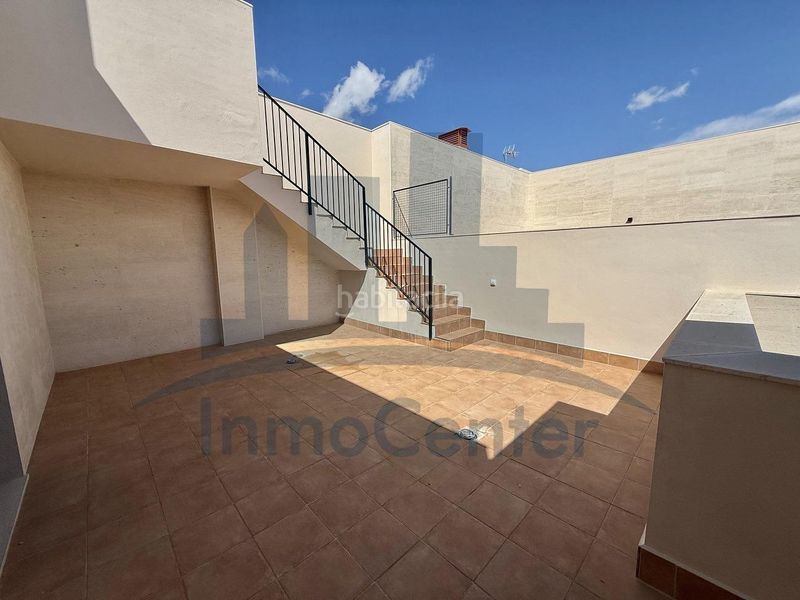 Foto a98614ec-9cf5-4e39-a391-21cd5ea35ef0. Lloguer àtic amb aparcament piscina a Las Vaguadas Badajoz