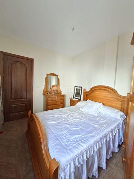 Foto bec43e6b-b349-4250-a58b-af98a9736015. Dúplex amb aparcament a San Roque - Ronda Norte Badajoz