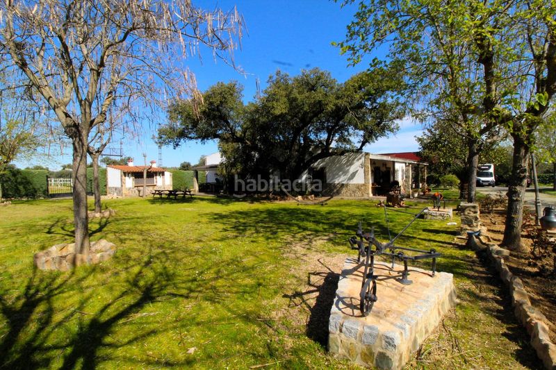 Foto 4aaf4bc7-6c86-48b8-8560-554fb270fa12. Casa amb calefacció piscina a Carretera de Sevilla - Los Montitos Badajoz