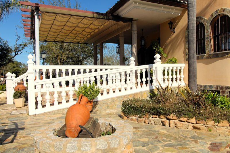 Foto cbc3ce21-4fa7-4613-a211-04c1797845eb. Casa amb calefacció piscina a Carretera de Sevilla - Los Montitos Badajoz