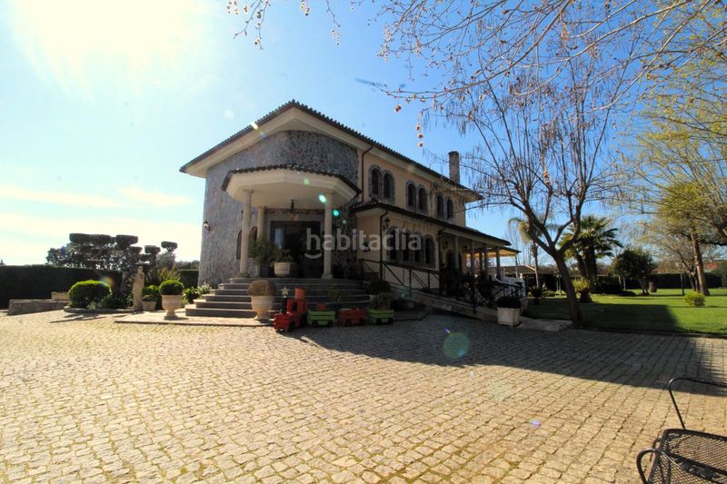 Foto e8e57d30-d801-4562-8d10-cf55a19682e7. Casa amb calefacció piscina a Carretera de Sevilla - Los Montitos Badajoz
