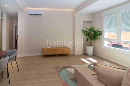 Foto 88d15e46-2378-4fc7-b420-69dc245e2847. Apartamento magnifico apartamento en general palafox totalmente reformado!!! en Badajoz