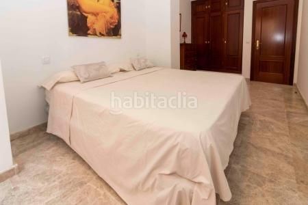 Foto 27d8de40-baa2-49ba-8345-3651c7279b47. Apartamento  con garaje en pleno centro en Badajoz