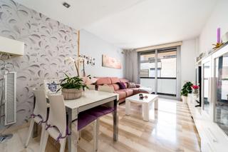Apartament a Camp Den Serralta. Moderno piso en antoni pons con parking