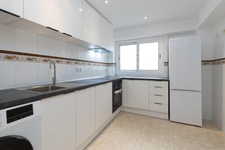 Appartement à Pere Garau. Piso a la venta con ascensor 3 habitaciones, cocina nueva y lumi