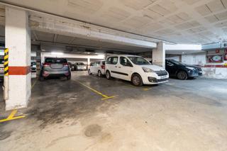 Aparcament cotxe a Son Gotleu. Venta 3 plazas de parkings