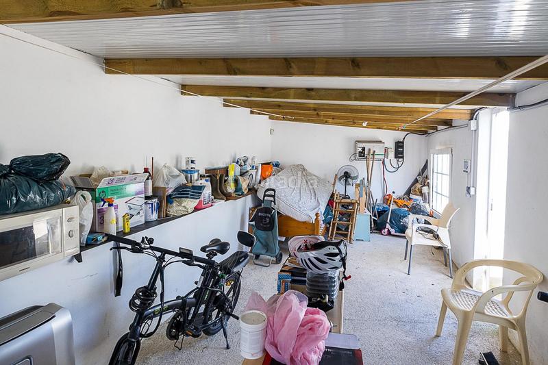 Foto 9408679f-e43f-48a8-a57a-625f3b1cead2. House with parking pool in Els pla de na Tesa Marratxí