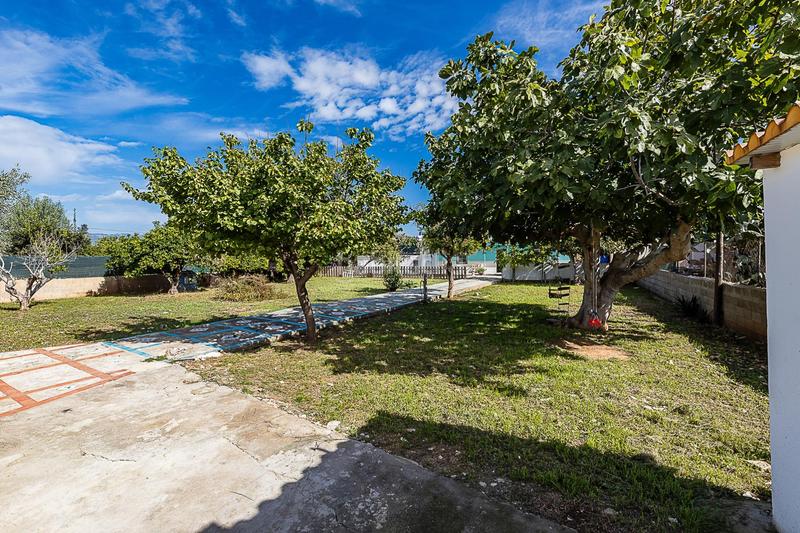 Foto c22895b2-599a-422c-bad9-d7915aba3c34. House with parking pool in Els pla de na Tesa Marratxí