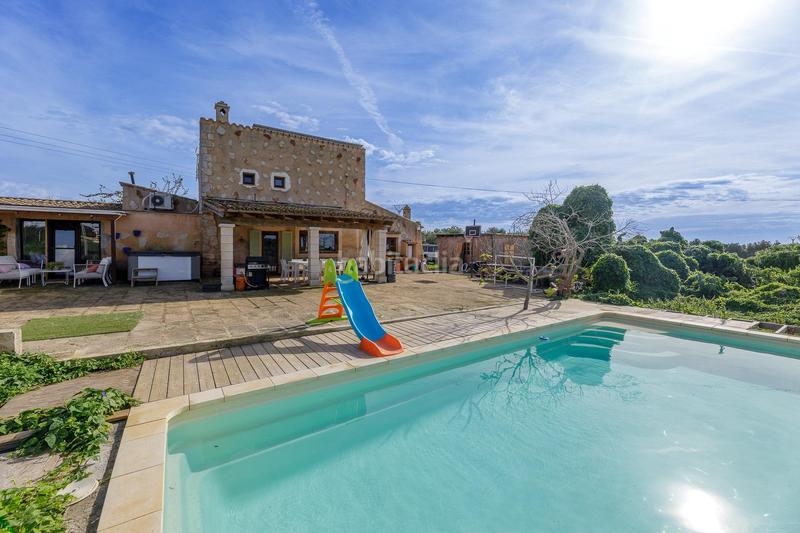 Foto 6974db4d-8b56-4ff9-bead-8398d6ccdaad. Xalet amb calefacció aparcament piscina a Manacor centre Manacor