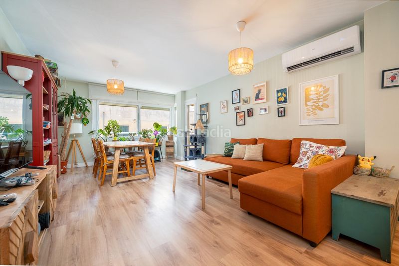 Foto 573a459f-c099-456d-a770-94036c764f92. Apartament amb calefacció a Pere Garau Palma de Mallorca