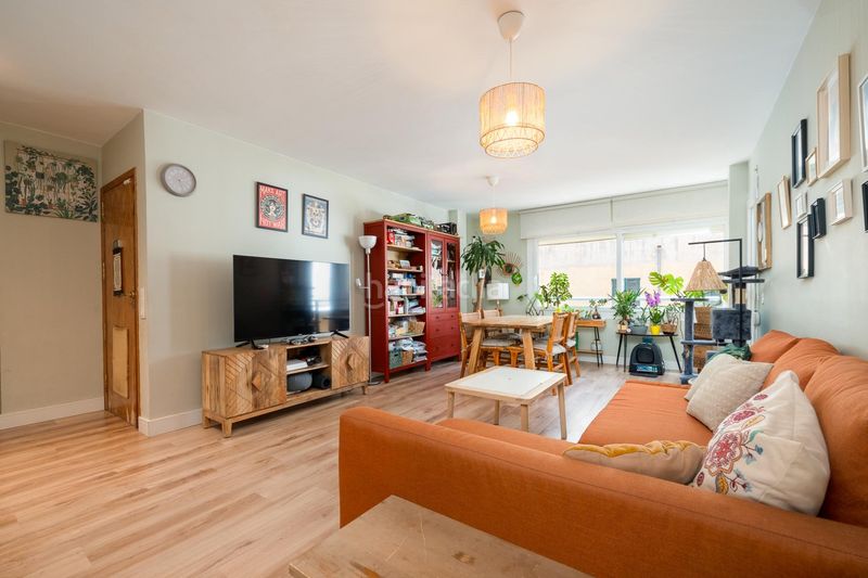 Foto 5ae047f7-204c-4b9c-a168-5bb0abc0dd04. Apartament amb calefacció a Pere Garau Palma de Mallorca