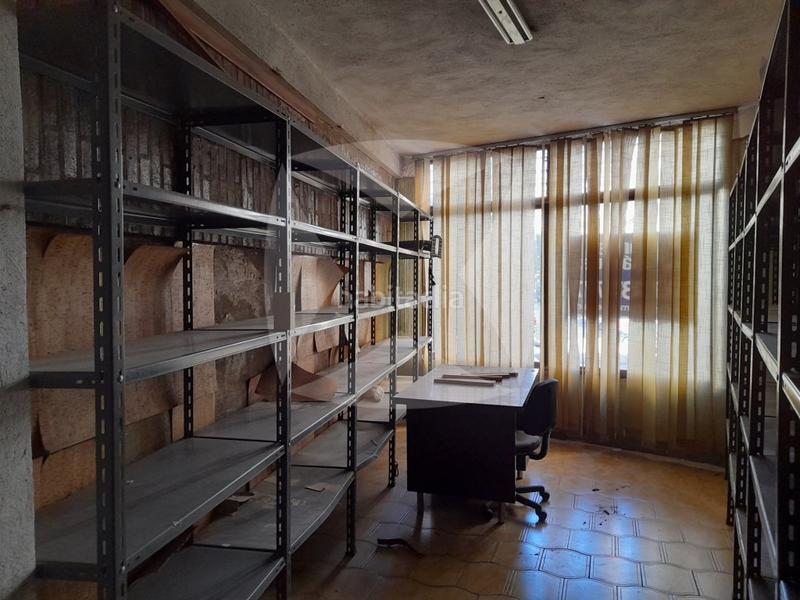 Foto e93479d0-074d-4f40-a9b5-030418498591. Alquiler local comercial  en alquiler proximo a canovas en Cáceres