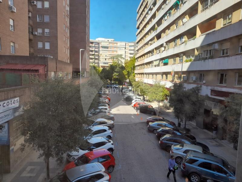 Foto 69ce0496-7979-40a2-94d6-b8ffde0a932b. Lloguer local comercial a Centro Cáceres