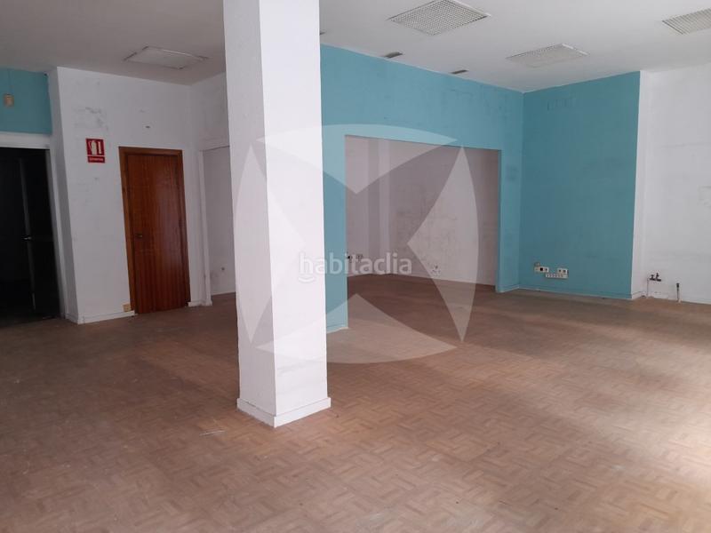 Foto 6321391e-1f5c-41ff-98d3-300b34194b75. Alquiler local comercial local en venta o alquiler muy amplio. zona centrica en Cáceres