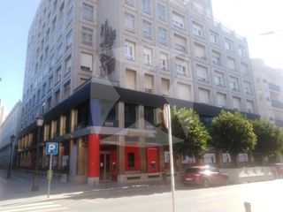 Miete Büro  Calle alonso de celada. Oficina adaptsada en pleno centro de la ciudad de badajoz.