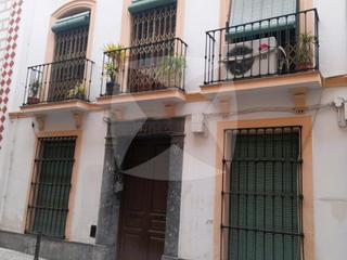 Casa  N/a. Casa de 420 m2 en dos plantas. zona casco antiguo de badajoz