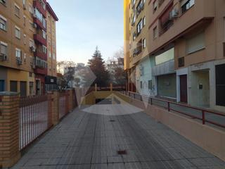Aparcament cotxe  N/a. Plaza de garaje en venta. zona valdepasillas