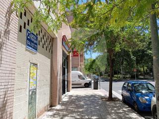 Location Local commercial  N/a. Local en bruto en paseo condes de barcelona con 7m de fachada y