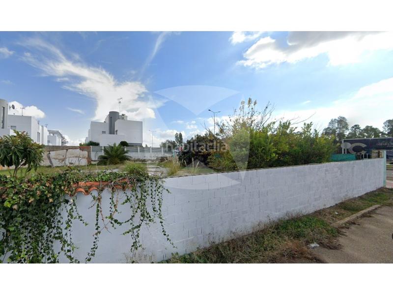 Foto 6edab377-0764-41a5-8473-65e2282d8b5e. Terreny residencial a Avenida Elvas Badajoz