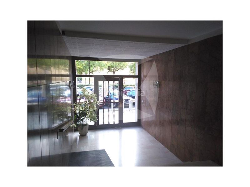 Foto 461d67ba-90c7-422b-909a-6f8c6cddf0b8. Oficina  reformada en venta. zona centro en Badajoz