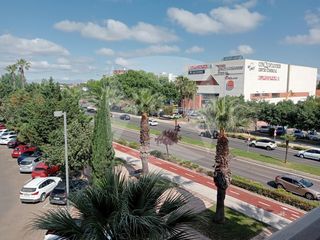 Lloguer Pis  Calle julio cienfuegos linares. Vivienda en alquiler amueblada con garaje, zona jardines del gua