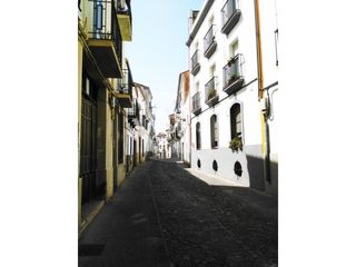 Miete Etagenwohnung  Calle postigo. Piso en alquiler en el centro de cáceres
