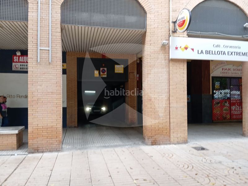 Foto 44f0a120-e8b4-4a46-9125-66acacf442c6. Aparcament cotxe a Valdepasillas - La Paz - Huerta Rosales Badajoz