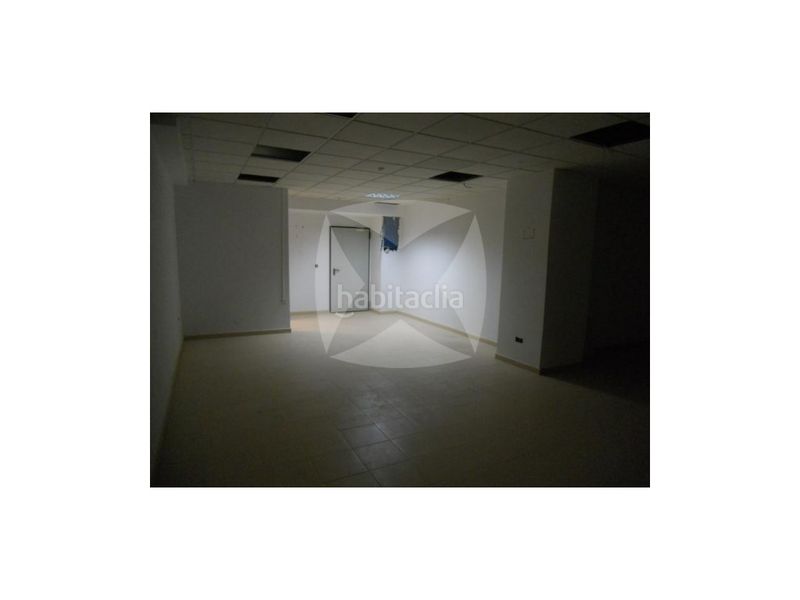Foto 4da78fa4-0311-42d0-b0b9-15abae95eaf8. Miete geschäftsraum in Santa Marina Badajoz