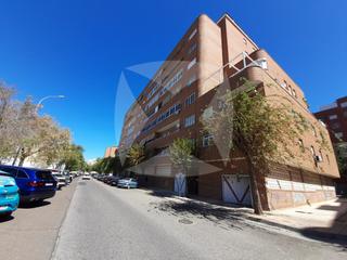 Miete Autoparkplatz in Valdepasillas - La Paz - Huerta Rosales. Plaza de garaje en alquiler en planta sotano. zona valdepasillas