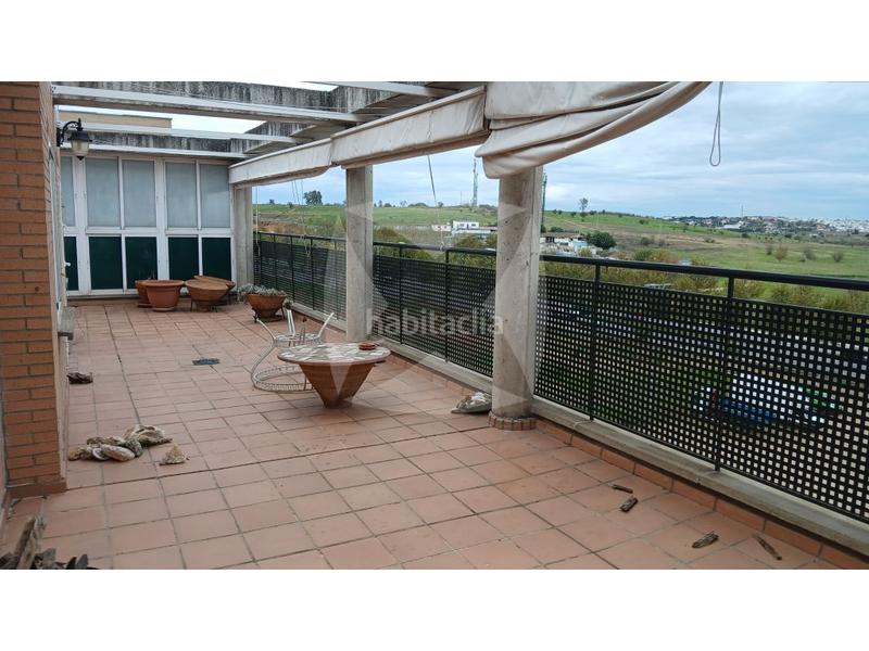 Foto 24f42c19-b483-4714-a019-45fd6a0b8651. Attico con parcheggio in Maria Auxiliadora - Barriada de Llera Badajoz