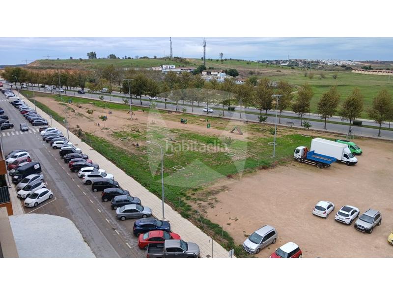 Foto 8d59dd84-3b62-45a3-8640-c7229d08d7ef. Attico con parcheggio in Maria Auxiliadora - Barriada de Llera Badajoz