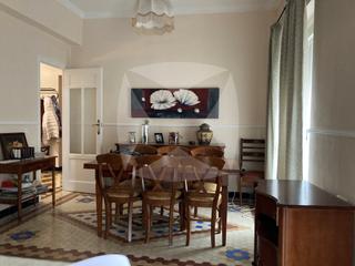 Piso  N/a. Piso en venta con 6 dormitorios, piscina y patio de 250m2. zona