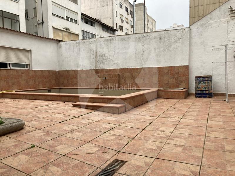 Foto e13c25c0-2d98-4e3e-9412-d80dd88219cf. Flat with parking pool in Casco Antiguo Cáceres