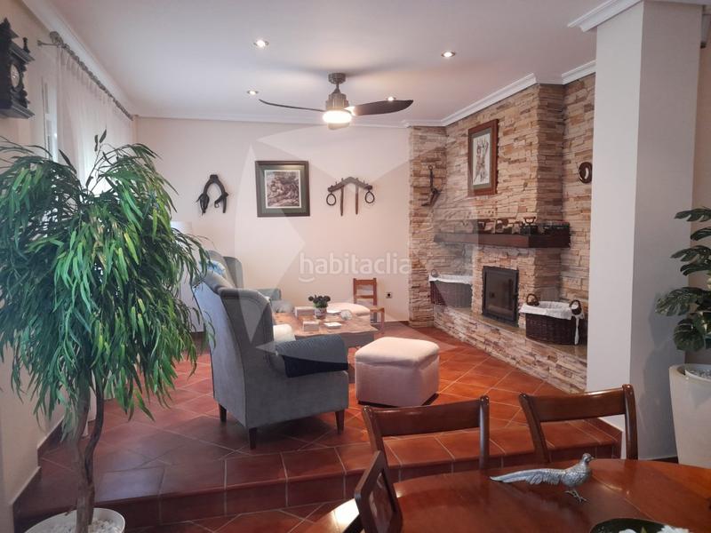 Foto d5e6ed31-e72d-48fd-a77c-c1f409570c38. Chalet con parcheggio piscina in Avenida Elvas Badajoz