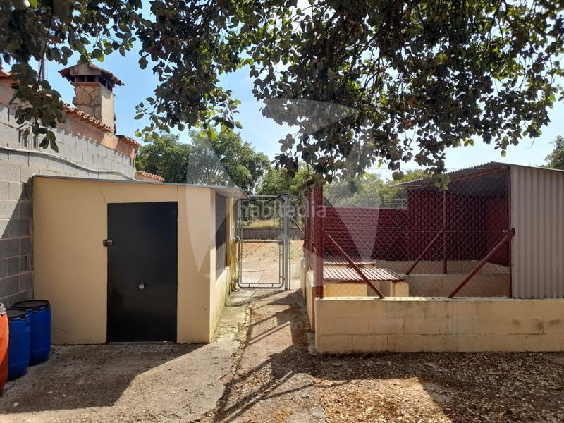 Foto f7acd426-3aff-450c-b4e5-baf1ecd1f49e. Chalet con parcheggio piscina in Avenida Elvas Badajoz