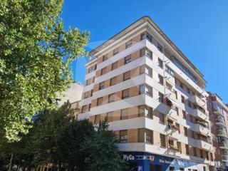 Dúplex  N/a. Áticoduplex en venta de 4 dormitorios con garaje y trastero. zon