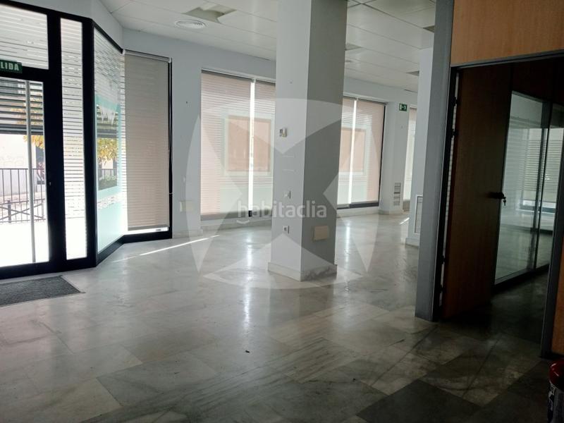 Foto 51120ac0-13c4-4000-b95c-b6883dc950f5. Lloguer local comercial a Ruta de la Plata Cáceres