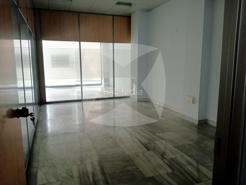 Foto 1f1885c6-d4fb-4b6a-bd1e-b5995b7e9695. Location local commercial dans Ruta de la Plata Cáceres