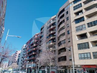 Lloguer Pis a Pardaleras. Vivienda en alquiler con cocina amueblada, plaza de garaje y tra