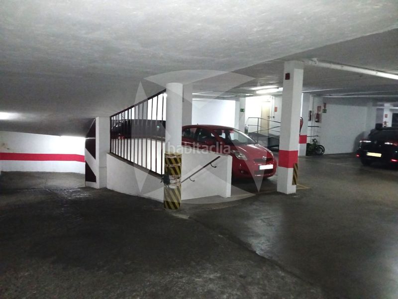 Foto 59dd2e6a-de6b-40b4-bf35-c9e733f5b040. Miete autoparkplatz in Maria Auxiliadora - Barriada de Llera Badajoz
