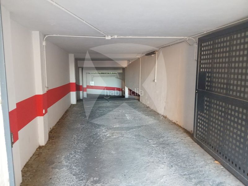 Foto ca2d2c41-9bd3-4649-9382-1ff297a8b7c0. Miete autoparkplatz in Maria Auxiliadora - Barriada de Llera Badajoz