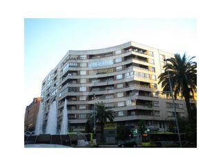 Alquiler Piso  Calle enrique segura otaño. Vivienda en alquiler con cocina amueblada y plaza de garaje. zon