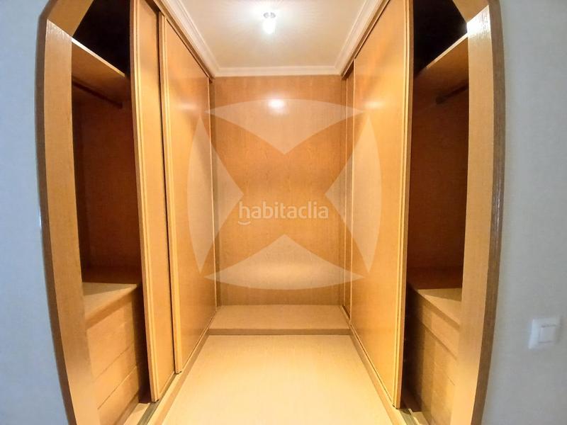 Foto d995bb5f-ebe9-4789-8bec-57e9b6b5e1e5. Ático atico en venta zona centro. en Casco Antiguo Badajoz