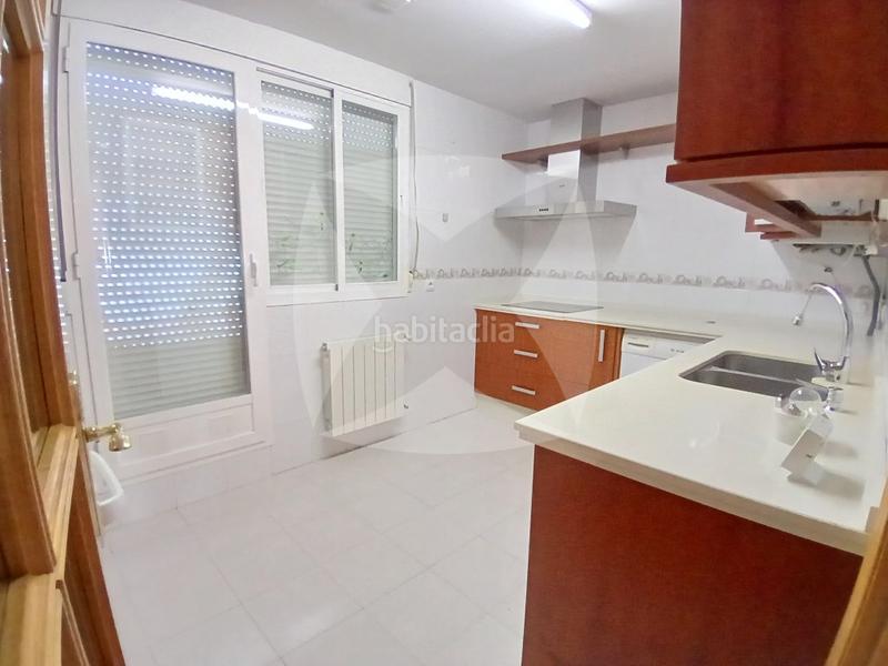 Foto fc65d141-bc0f-4ee9-b46c-1770a07dffe4. Ático atico en venta zona centro. en Casco Antiguo Badajoz