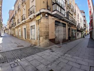 Location Local commercial  N/a. Local adaptado en alquiler, zona casco antiguo