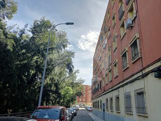 Piso  N/a. Vivienda en venta de tres dormitorios. zona santa marinacentro
